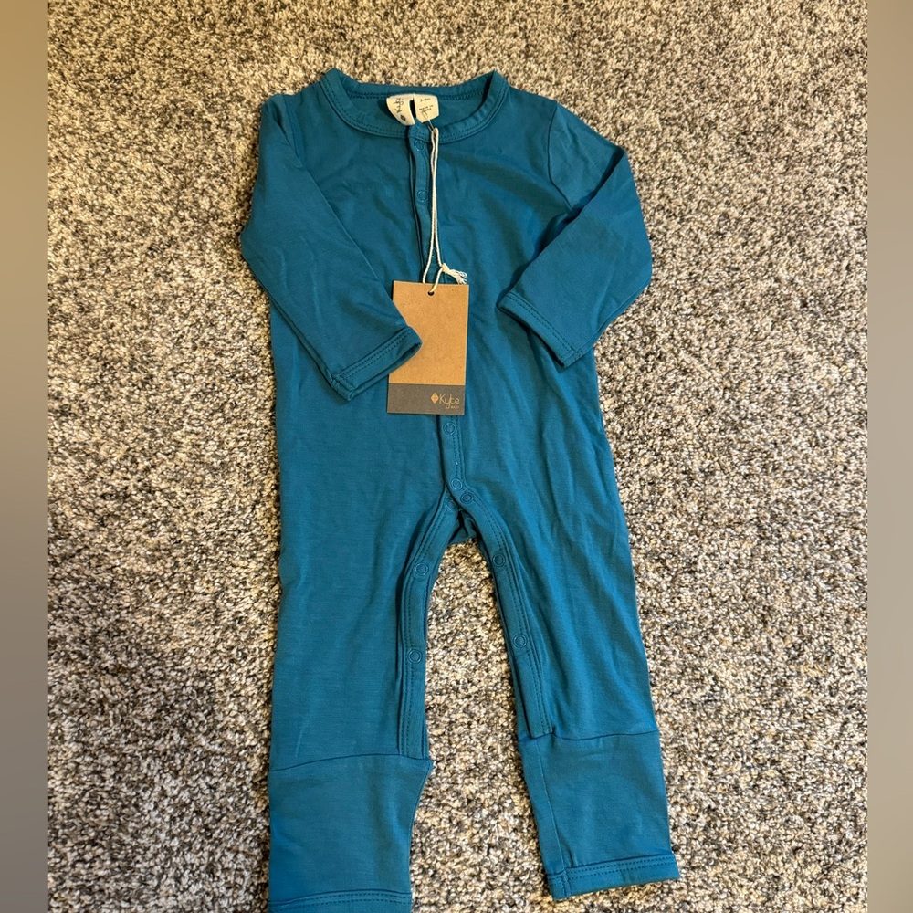 Kyte baby 3-6 month snap romper